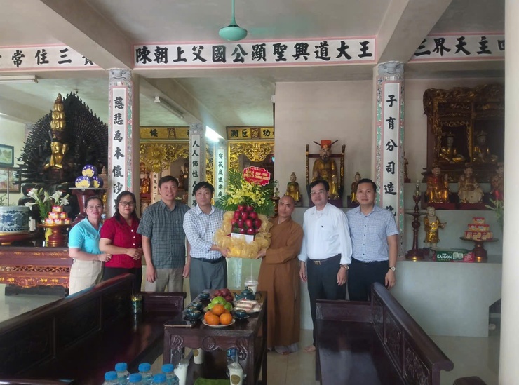 Xã Chương Dương thăm, chúc mừng các cơ sở Phật giáo nhân Đại lễ Phật đản Phật lịch 2570
