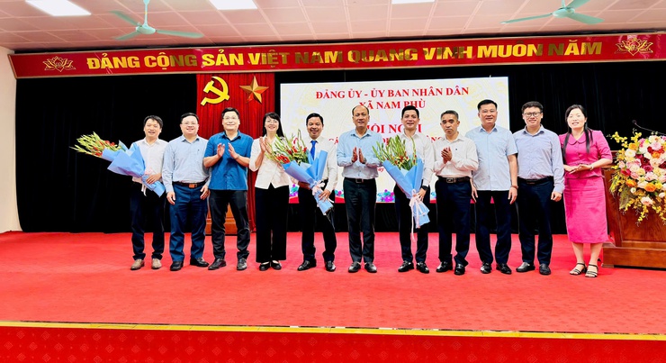Xã Nam Phù kiện toàn đội ngũ cán bộ, tạo nền tảng nâng cao hiệu lực quản trị địa phương