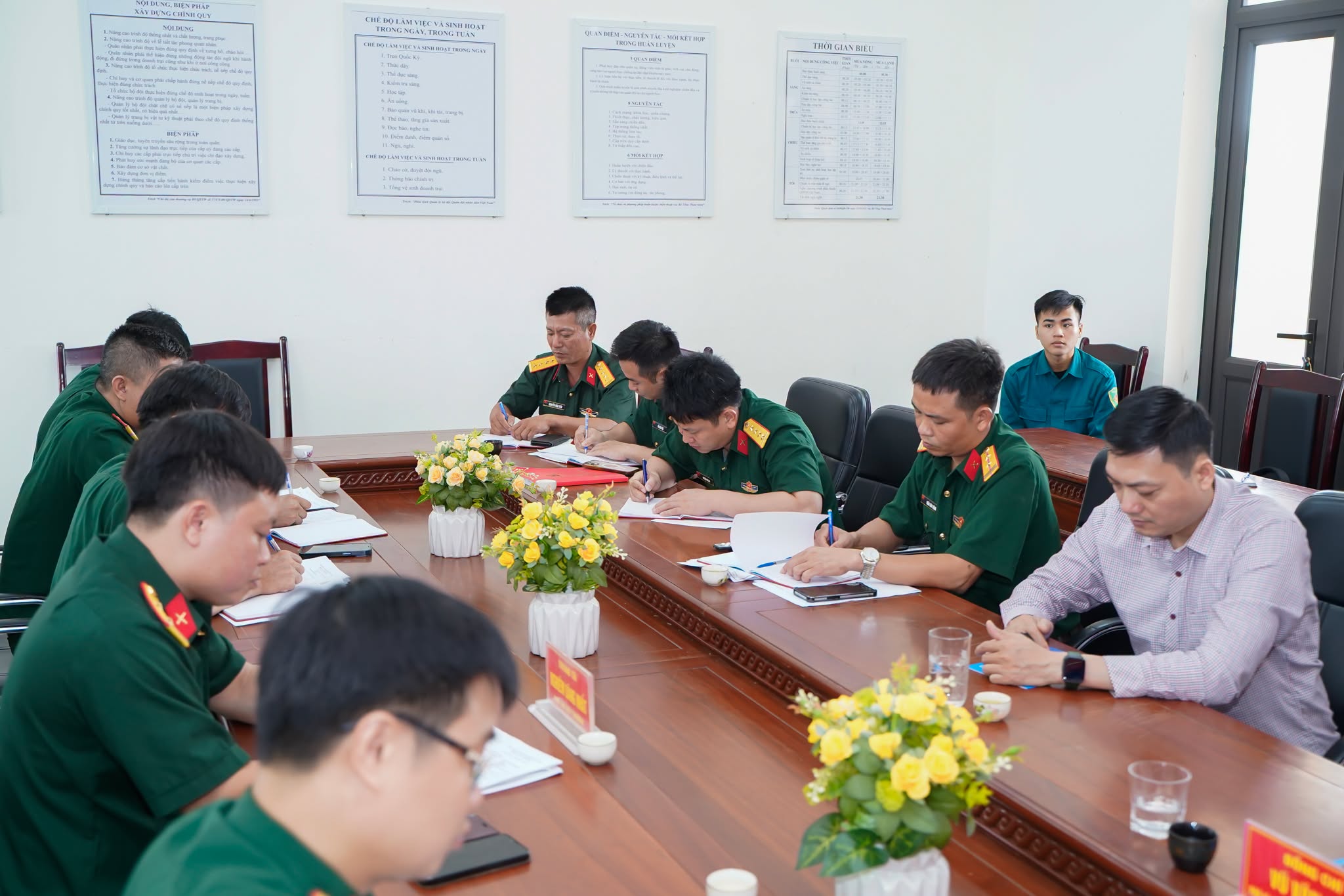 Xã Chuyên Mỹ nâng cao chất lượng lãnh đạo nhiệm vụ quân sự, quốc phòng từ sinh hoạt Chi bộ Quân sự