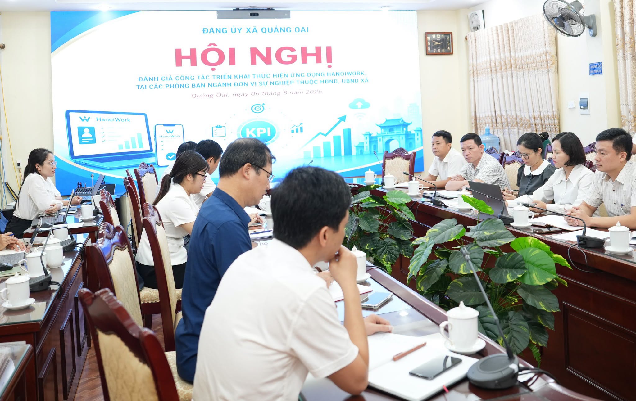 Đảng ủy xã Quảng Oai tăng cường lãnh đạo thực hiện chuyển đổi số trong hoạt động của hệ thống chính trị