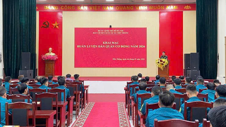 Xã Tiến Thắng nâng chất huấn luyện dân quân cơ động, củng cố sức mạnh quốc phòng từ cơ sở