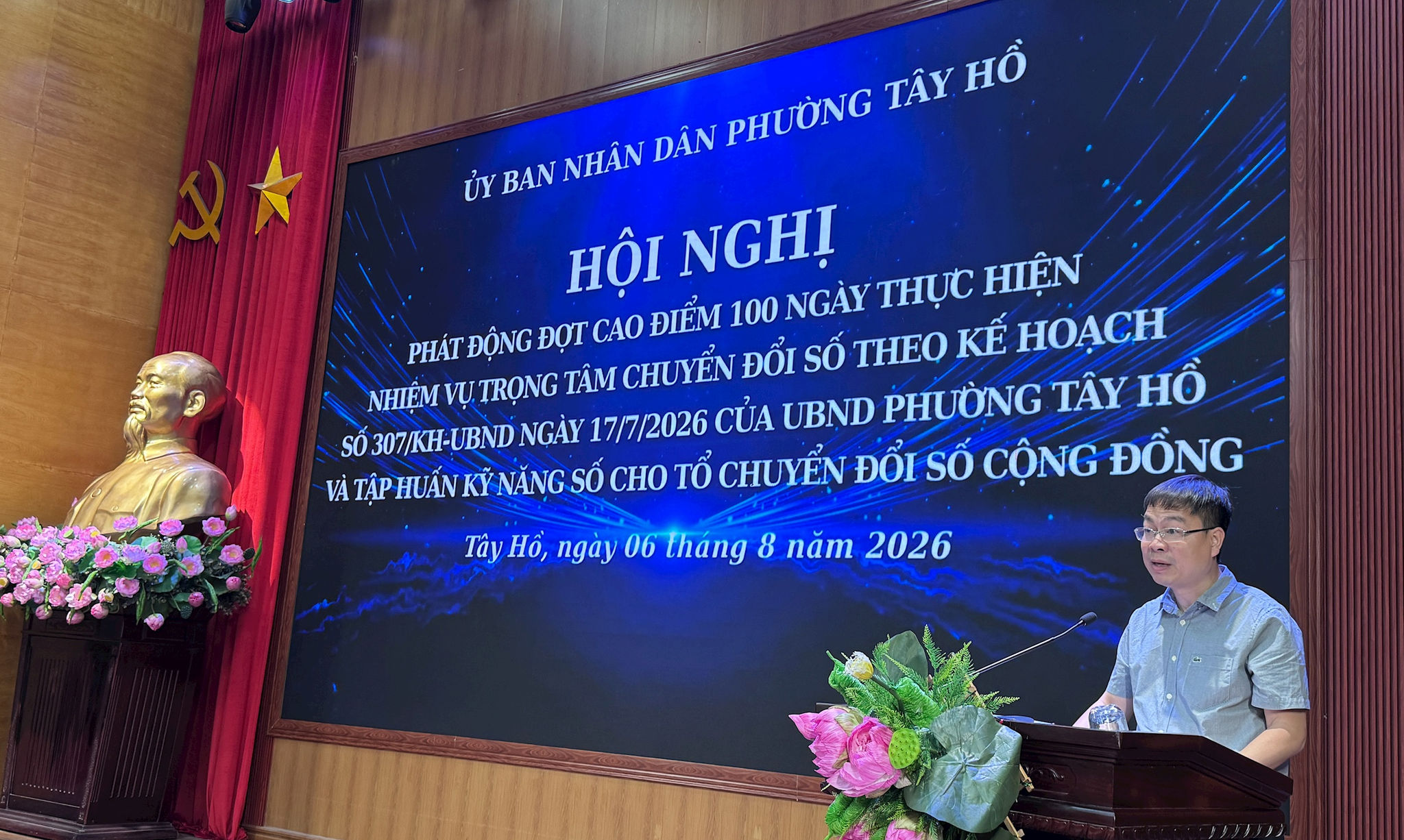 Phường Tây Hồ phát động chiến dịch 100 ngày tăng tốc chuyển đổi số, đưa dịch vụ số đến từng tổ dân phố