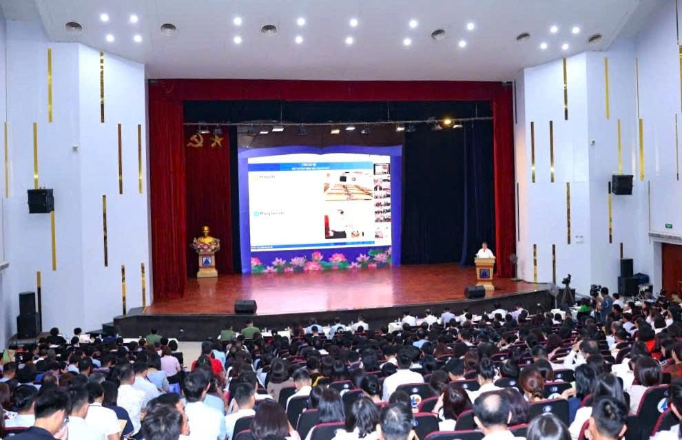 Hà Nội siết chặt quy trình tổ chức kỳ thi tốt nghiệp THPT, bảo đảm an toàn cho hơn 129.000 thí sinh