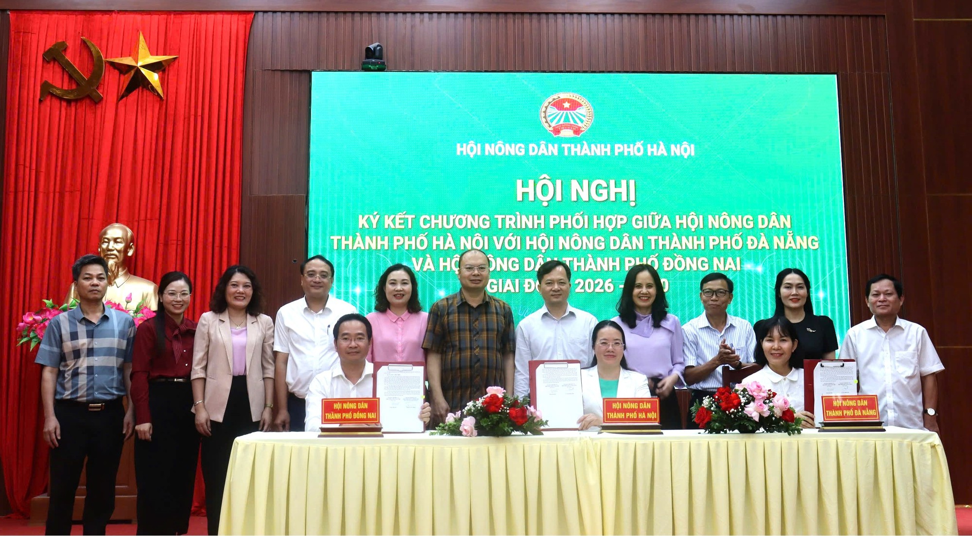 Hội Nông dân thành phố Hà Nội mở rộng liên kết với Đà Nẵng, Đồng Nai, thúc đẩy chuyển đổi số và phát triển kinh tế tập thể