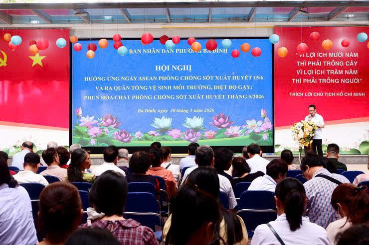 Phường Ba Đình ra quân đồng loạt, quyết liệt ngăn sốt xuất huyết trước mùa cao điểm