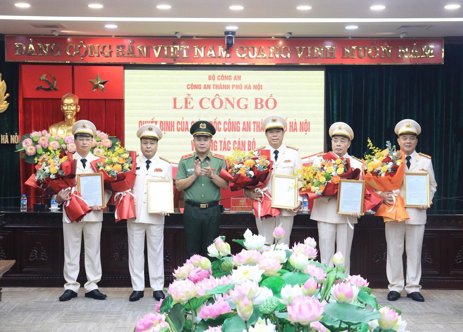Hà Nội kiện toàn lãnh đạo 5 phòng nghiệp vụ, giao nhiệm vụ mới cho các Trưởng phòng