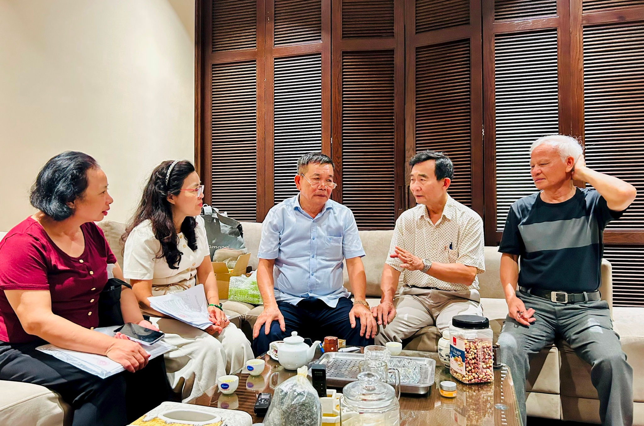 Phường Hoàng Mai tạo đồng thuận cao trong lấy ý kiến sắp xếp tổ dân phố, nhiều địa bàn hoàn thành 100%