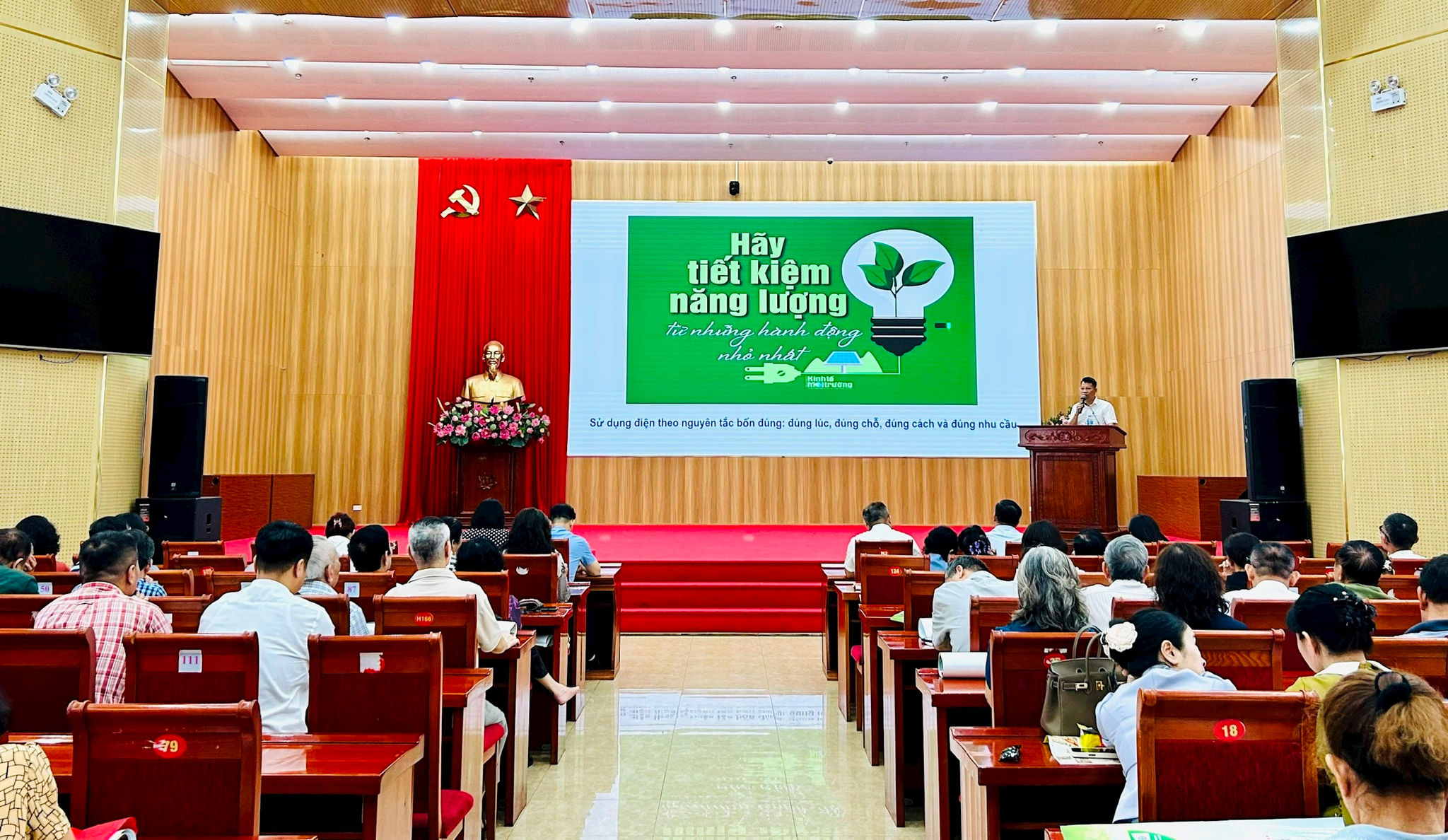 Phường Hoàng Mai lan tỏa nếp sống tiết kiệm năng lượng từ công sở, trường học đến từng gia đình
