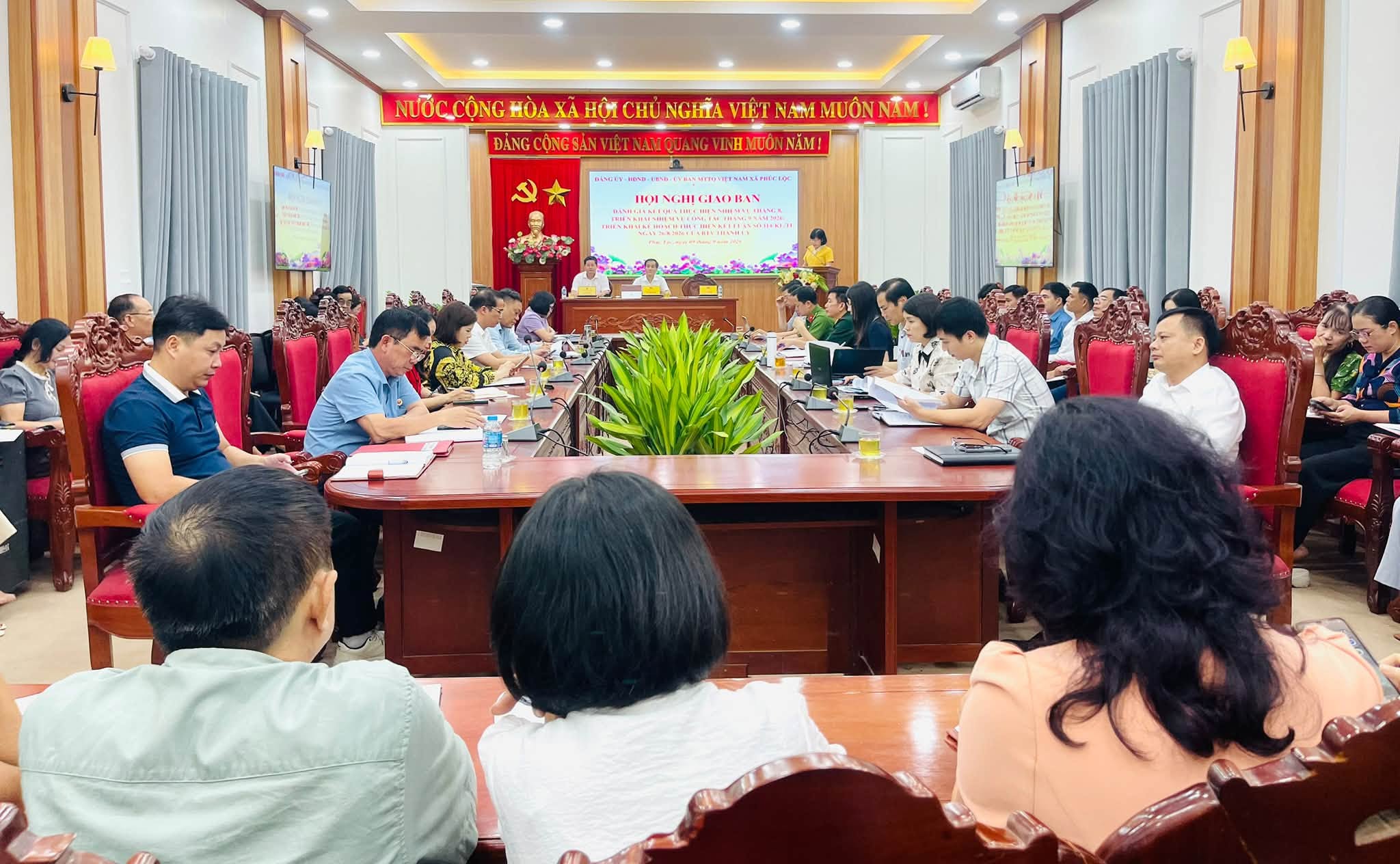 Xã Phúc Lộc: Giao ban đánh giá kết quả thực hiện nhiệm vụ tháng 8, triển khai nhiệm vụ tháng 9 năm 2026