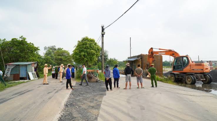 Hà Nội tập trung xử lý dứt điểm các công trình vi phạm đất đai, trật tự xây dựng, phòng cháy, chữa cháy