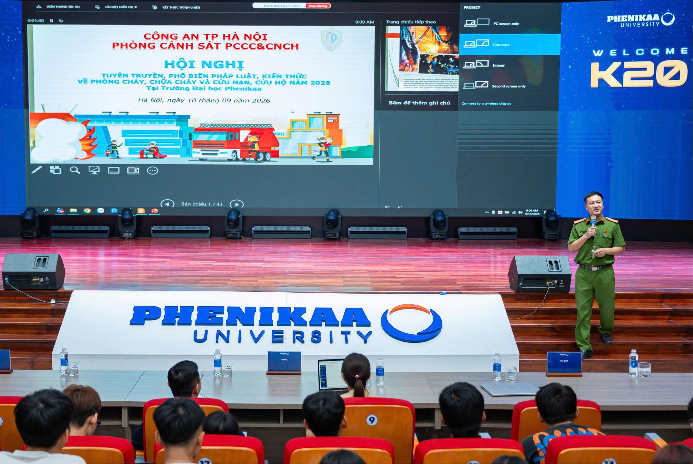 Hàng nghìn học sinh, sinh viên Hà Nội được hướng dẫn kỹ năng phòng cháy, chữa cháy