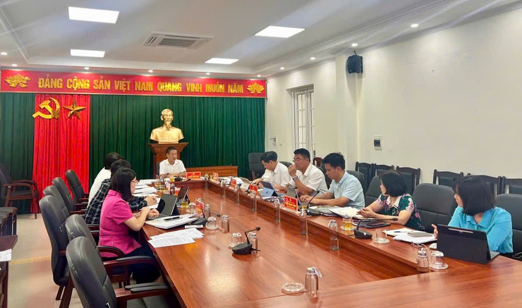 Đảng ủy xã Yên Lãng triển khai nhiệm vụ lấy ý kiến nhân dân về Điều chỉnh tổng thể Quy hoạch phân khu đô thị sông Hồng, tỷ lệ 1/5000, đoạn từ cầu Hồng Hà đến cầu Mễ Sở