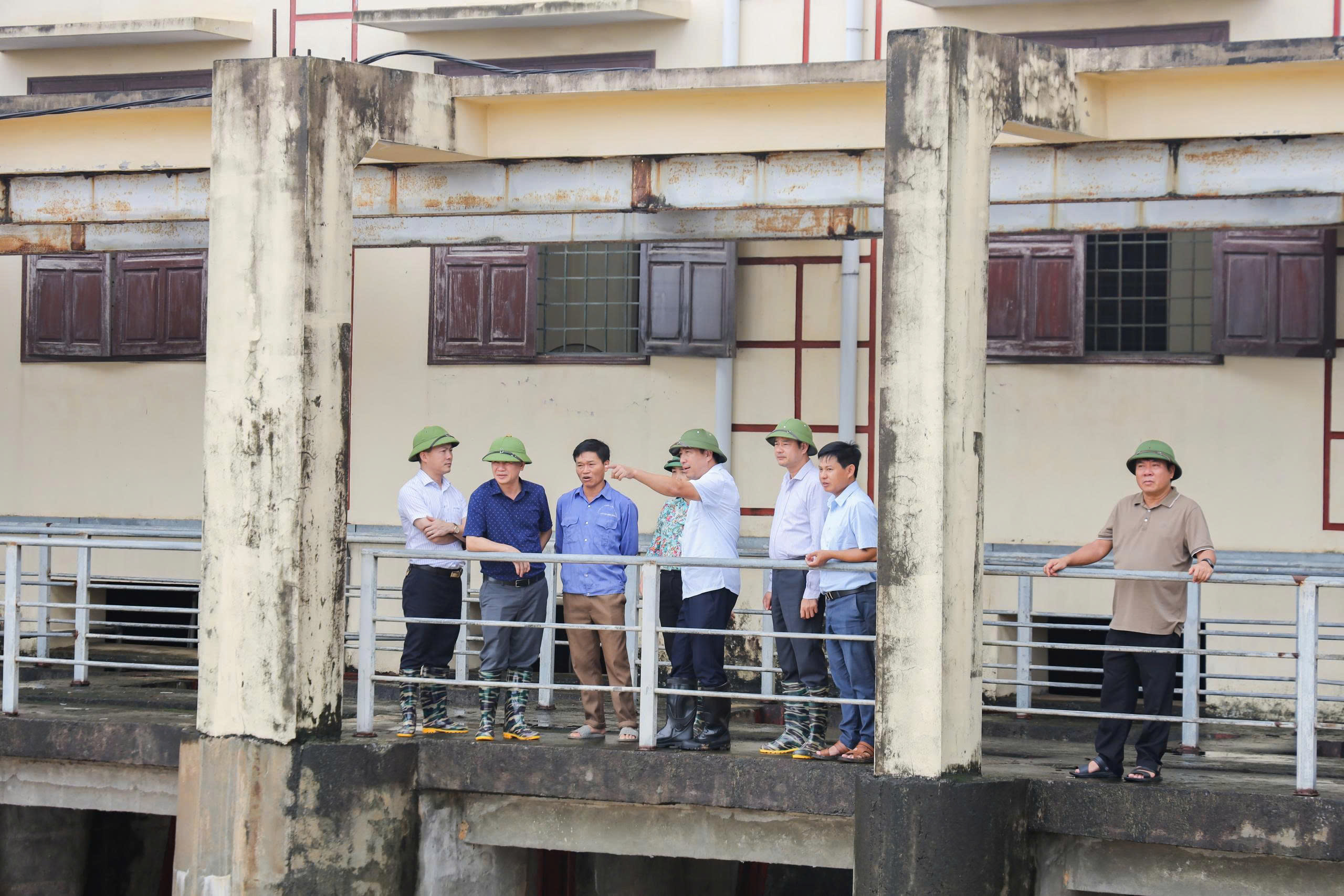 Xã Kiều Phú chủ động giữ an toàn đê điều, bảo vệ sản xuất trước nước sông dâng cao