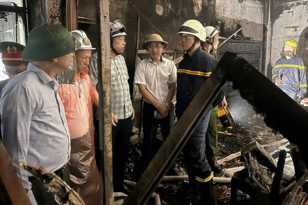 Khẩn trương điều tra, làm rõ nguyên nhân vụ cháy khiến 5 người tử vong tại phường Tây Hồ