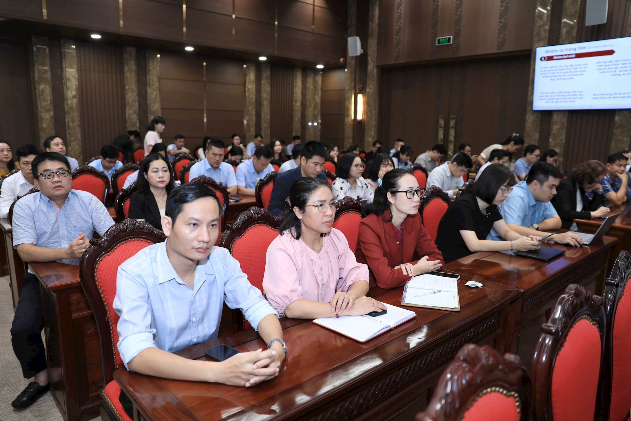 Củng cố niềm tin và xây dựng "thế trận lòng dân" vững chắc ngay từ cơ sở