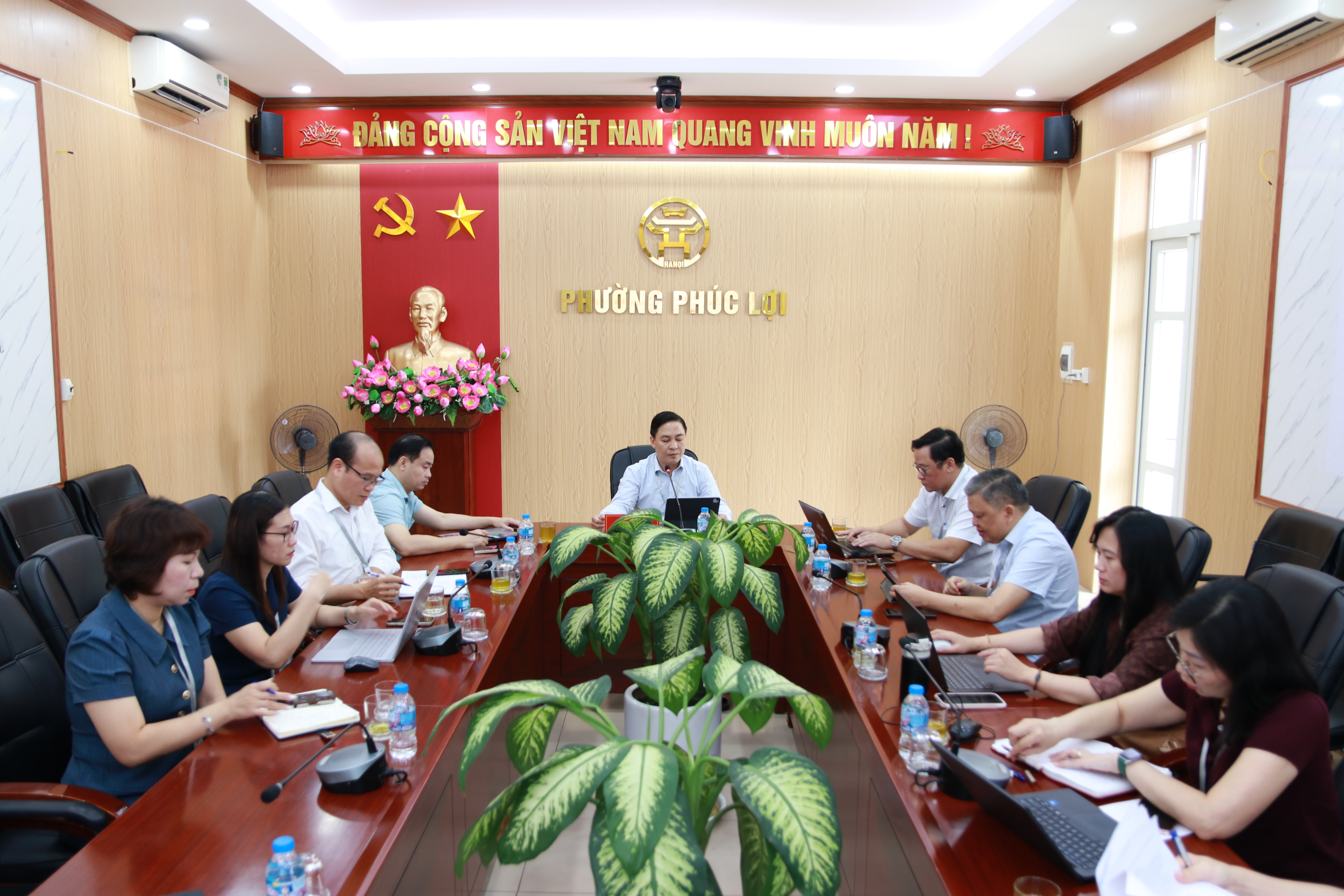 Phường Phúc Lợi lấy chuyển đổi số làm đòn bẩy nâng hiệu quả hoạt động của hệ thống chính trị