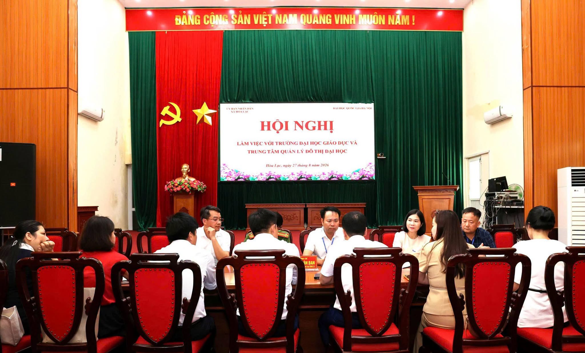 Xã Hòa Lạc tăng cường liên kết với Đại học Quốc gia Hà Nội về giáo dục và quản lý đô thị