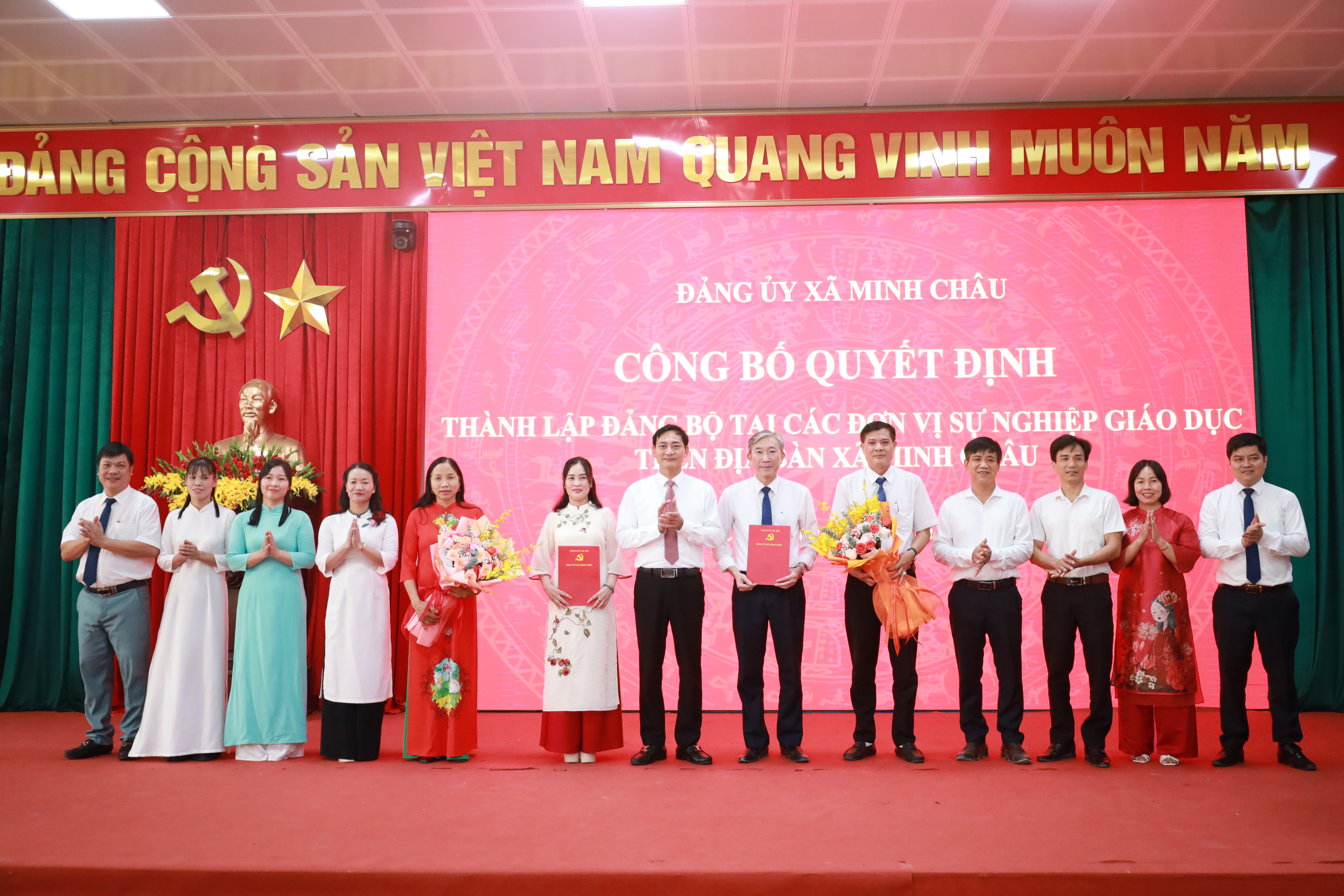 Xã Minh Châu thành lập hai Đảng bộ trường học, tăng cường vai trò lãnh đạo trong giáo dục