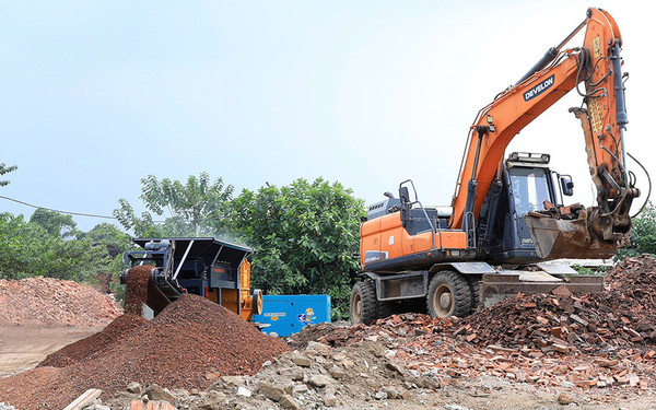 Hà Nội đề cao trách nhiệm nêu gương trong giải quyết 5 điểm nghẽn