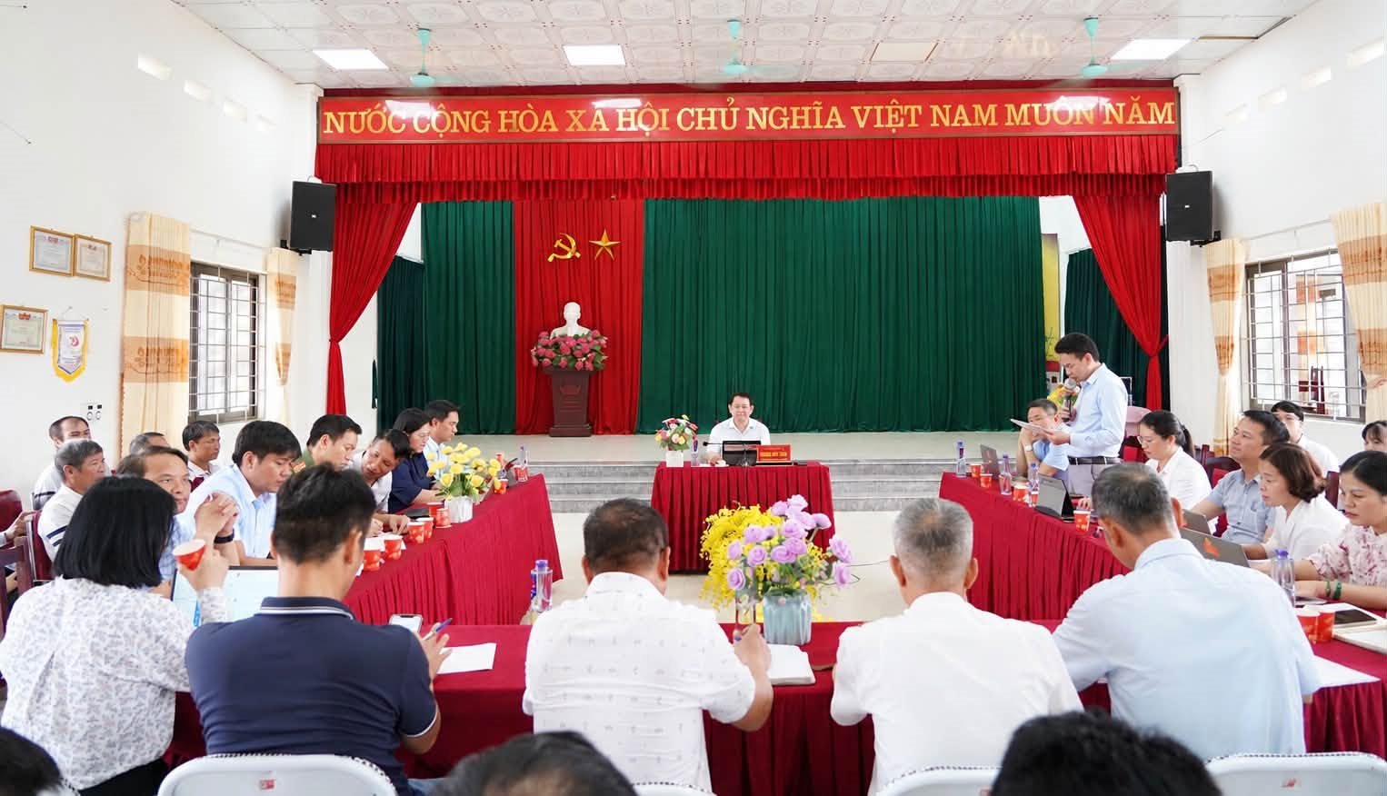 Đảng ủy xã Quang Minh tăng cường nắm cơ sở, nâng cao vai trò hạt nhân chính trị của chi bộ thôn