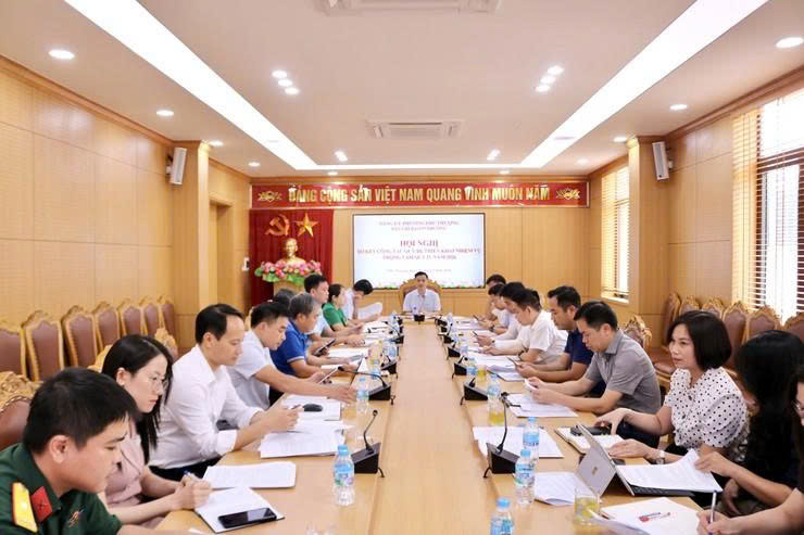 Phường Phú Thượng đẩy mạnh ứng dụng công nghệ, dữ liệu số vào hoạt động quản lý, điều hành