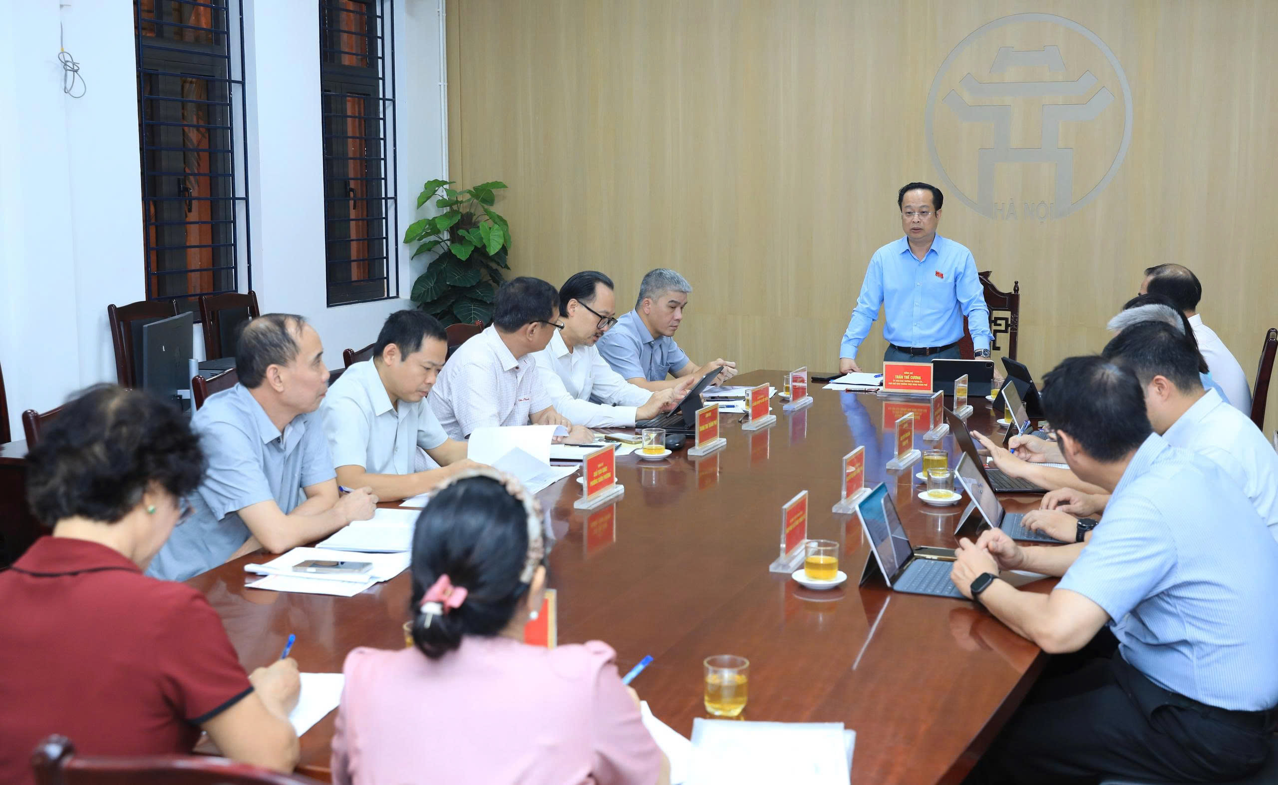 Phó Chủ tịch Thường trực HĐND thành phố Hà Nội Trần Thế Cương tiếp công dân: Yêu cầu rà soát toàn diện quy hoạch Cụm trường Tây Mỗ, làm rõ quyền lợi người dân