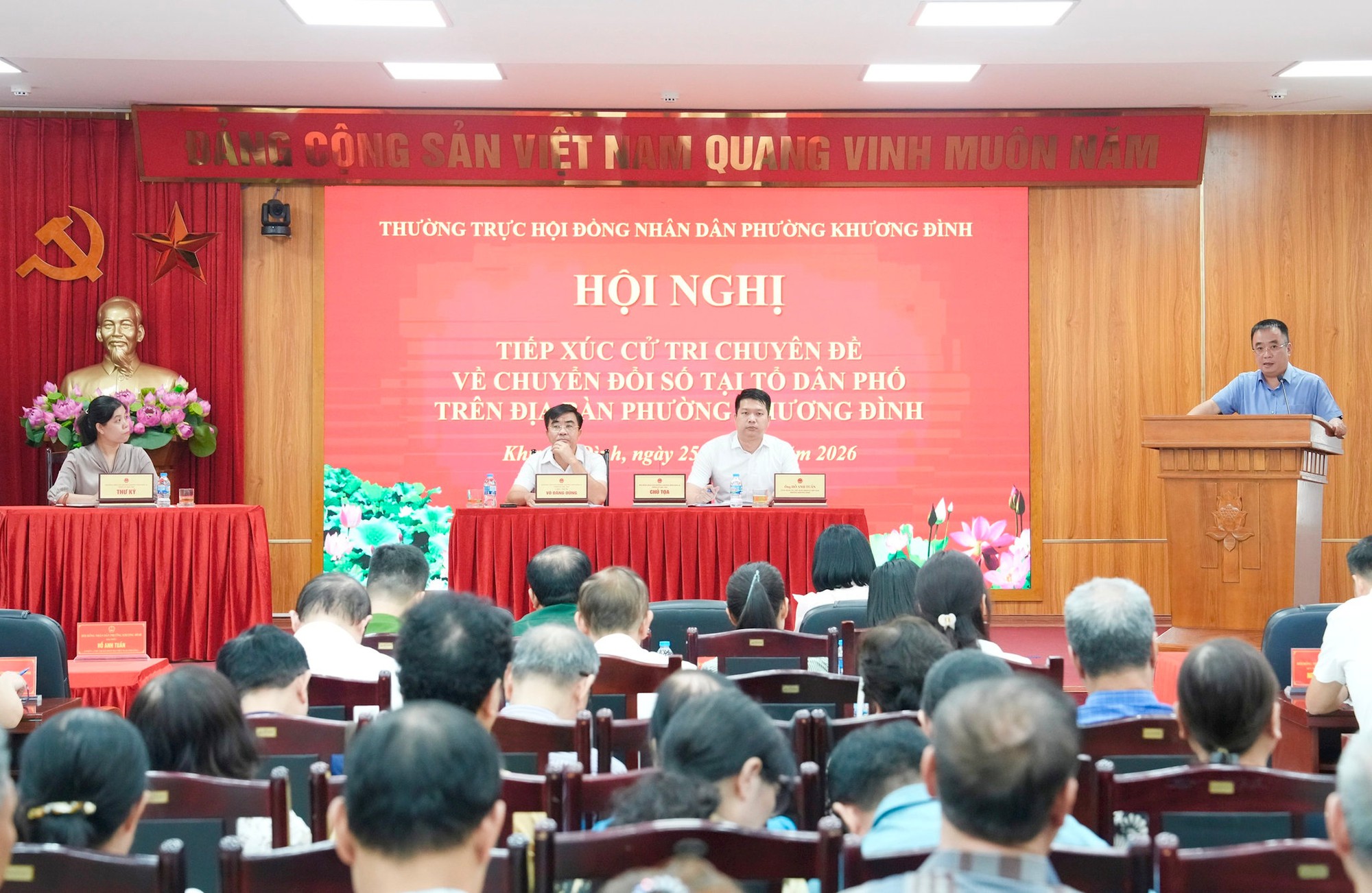 Phường Khương Đình nâng cao hiệu quả chuyển đổi số, lấy người dân làm trung tâm