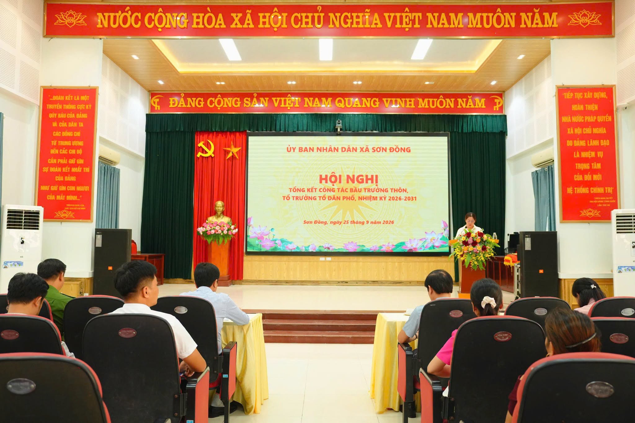 Xã Sơn Đồng: Phát huy dân chủ, kiện toàn đội ngũ Trưởng thôn, Tổ trưởng tổ dân phố