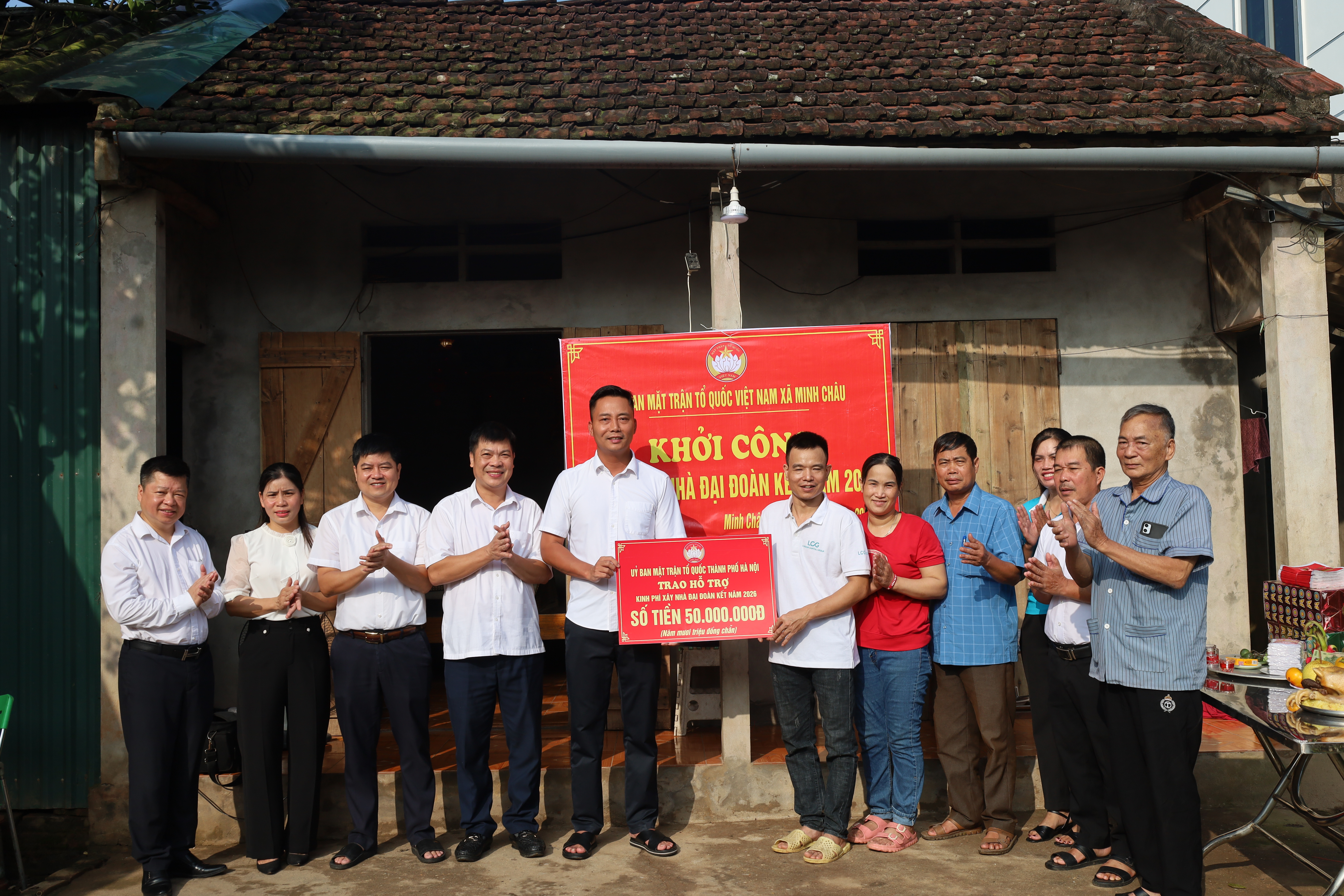 Xã Minh Châu huy động nguồn lực xây dựng Nhà Đại đoàn kết cho hộ khó khăn
