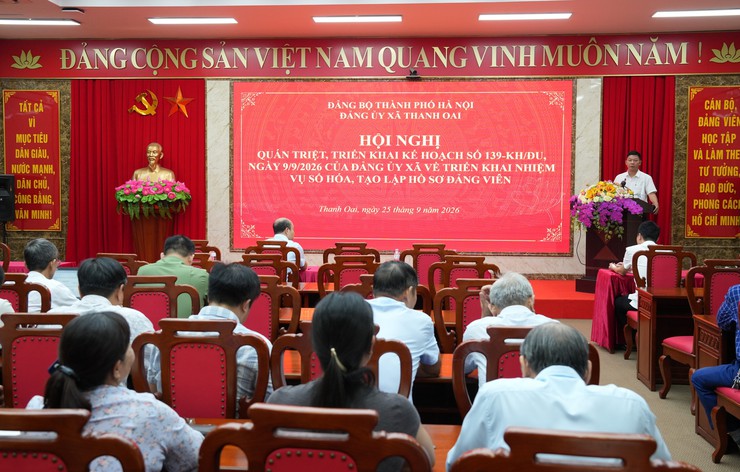 Xã Thanh Oai siết chất lượng số hóa, tạo lập hồ sơ đảng viên