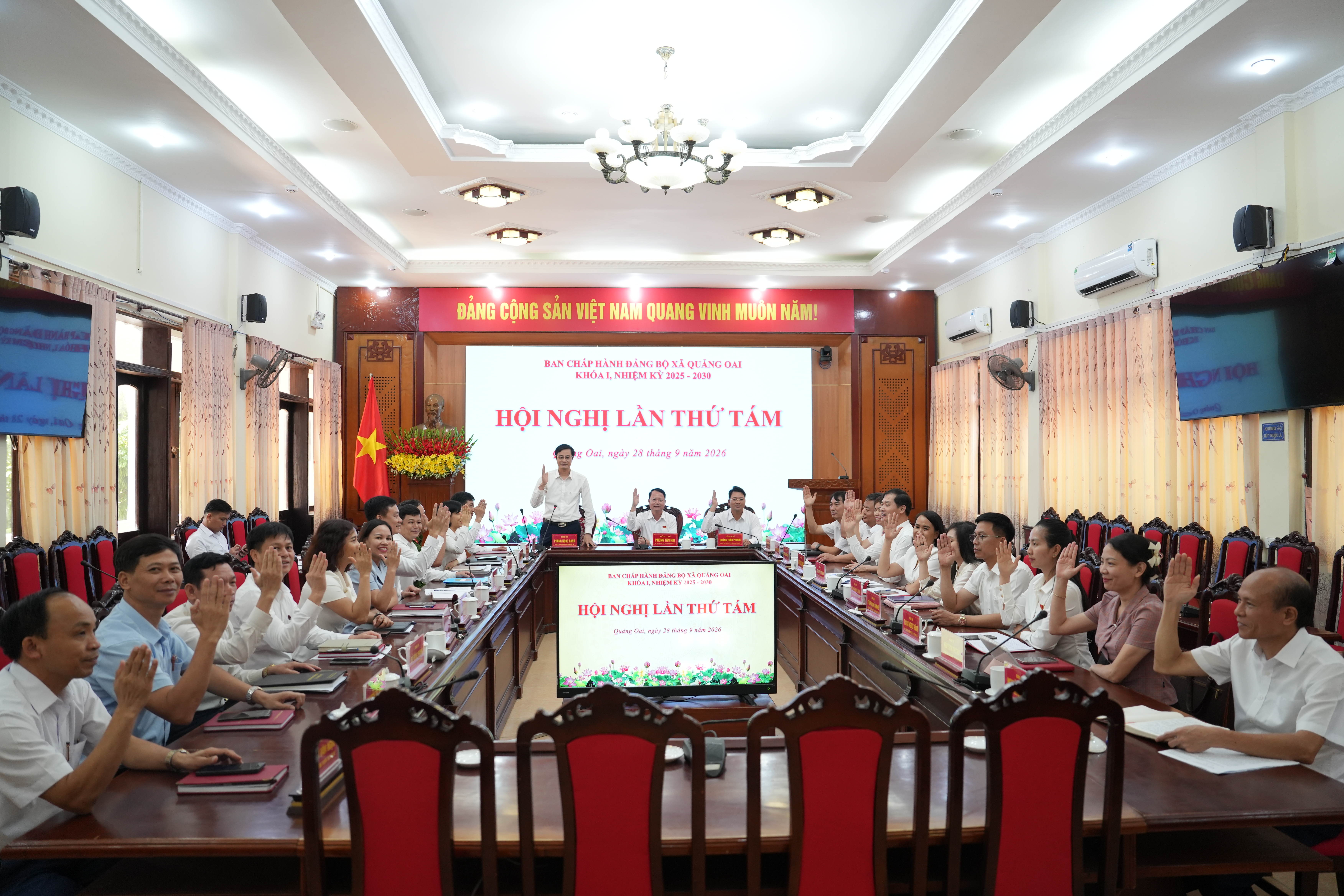 Đảng bộ xã Quảng Oai quyết liệt tháo gỡ điểm nghẽn, tập trung hoàn thành các nhiệm vụ năm 2026 