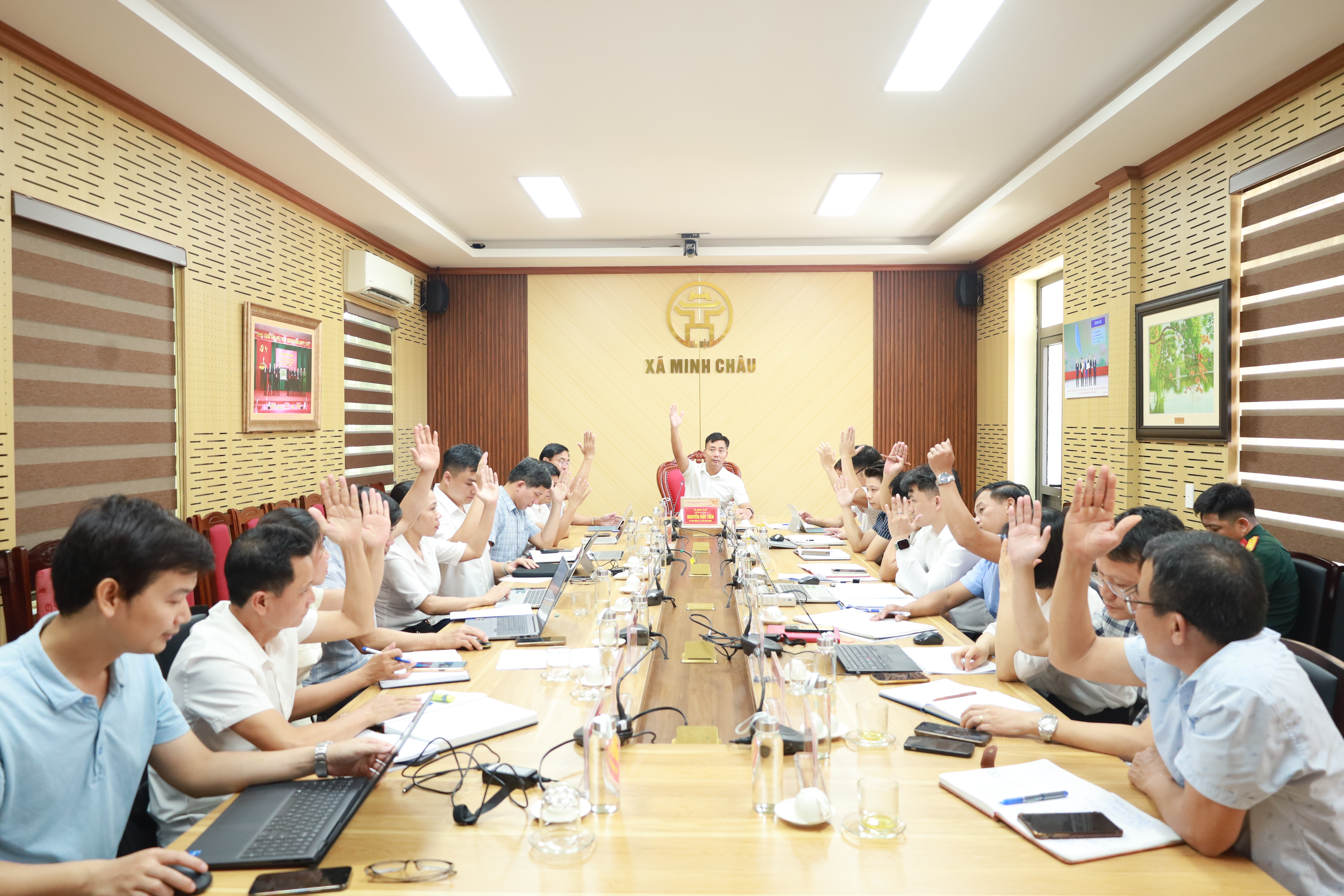Xã Minh Châu tập trung đầu tư công, hạ tầng và chuyển đổi số trong những tháng cuối năm