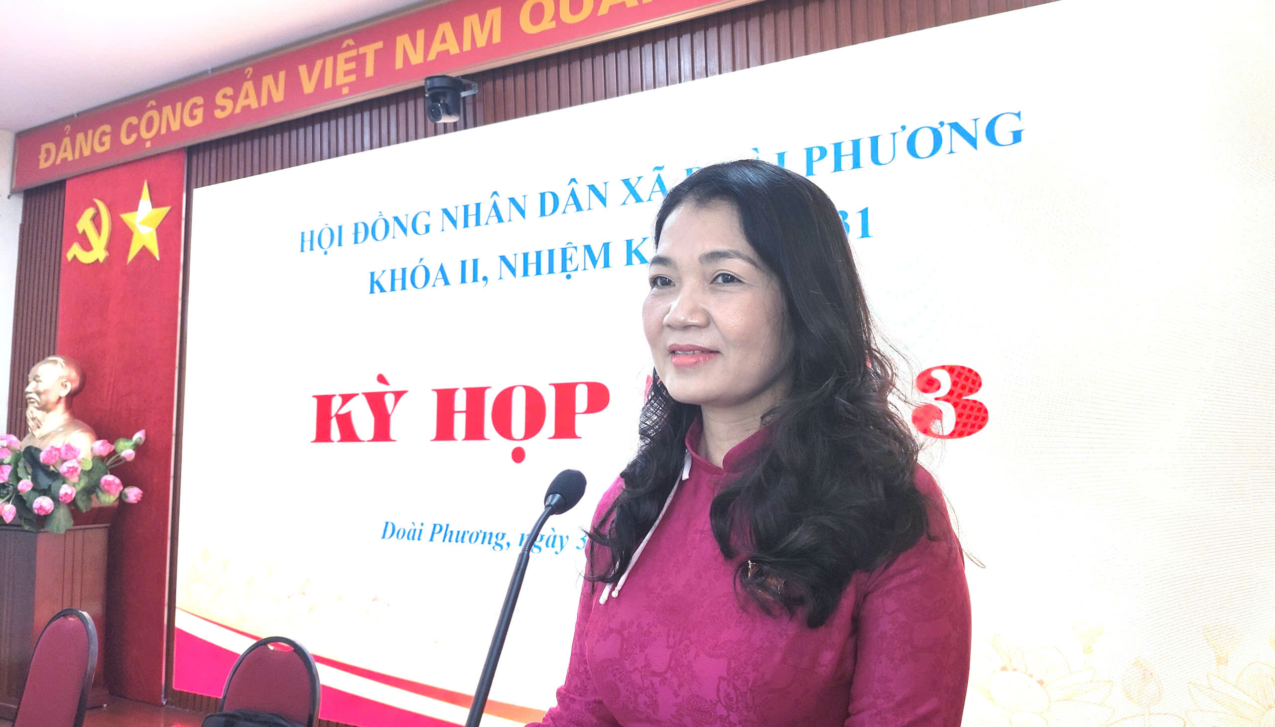 HĐND xã Đoài Phương thông qua phương án tổ chức 5 phòng chuyên môn