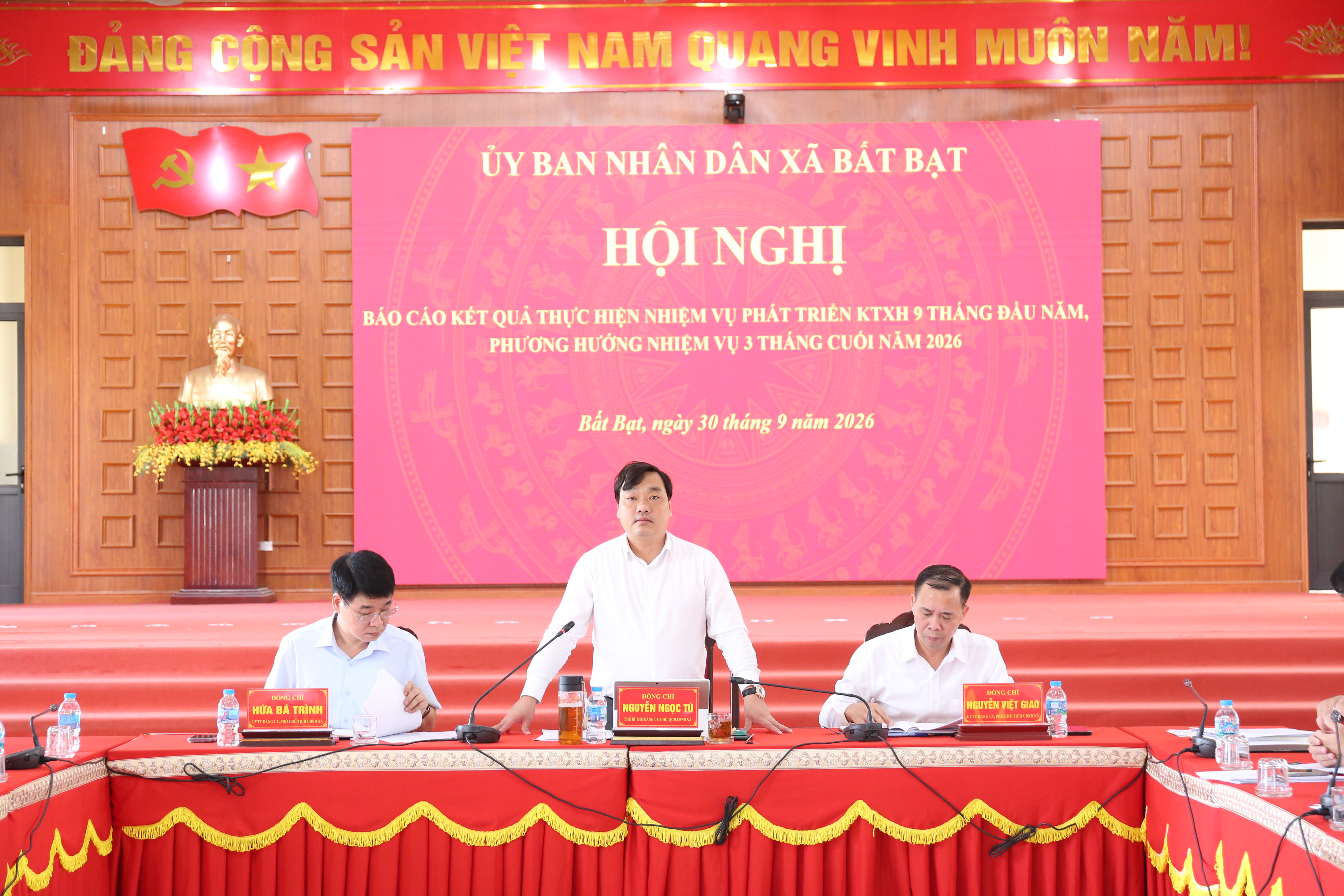 UBND xã Bất Bạt rà soát chỉ tiêu kinh tế - xã hội, tập trung nhiệm vụ 3 tháng cuối năm
