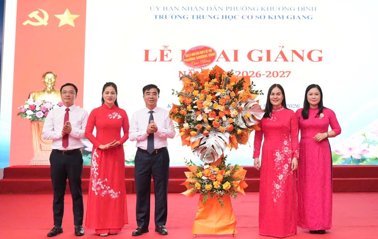 Phường Khương Đình rộn ràng ngày khai trường, mở năm học mới với khí thế đổi mới và sáng tạo