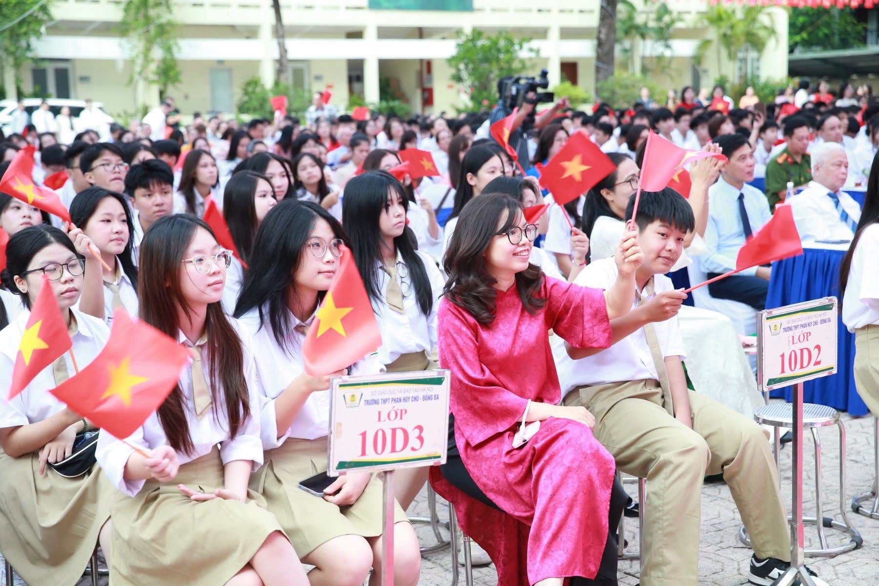 Phường Láng đồng hành cùng các nhà trường xây dựng môi trường giáo dục chất lượng, an toàn