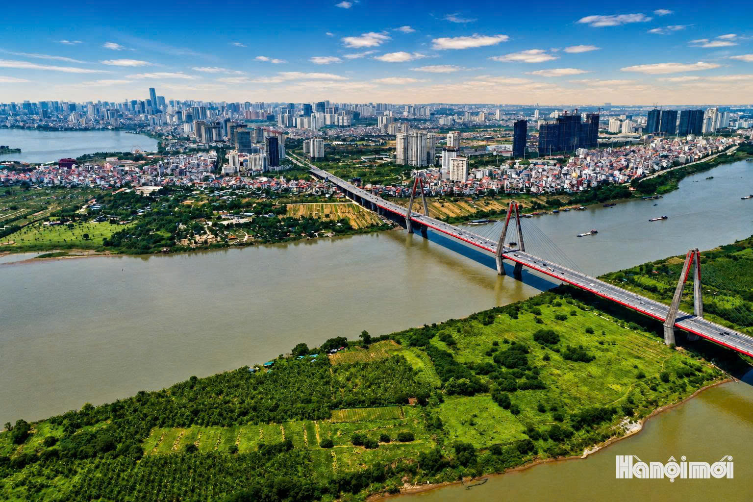 Biểu tượng phát triển mới của Thủ đô