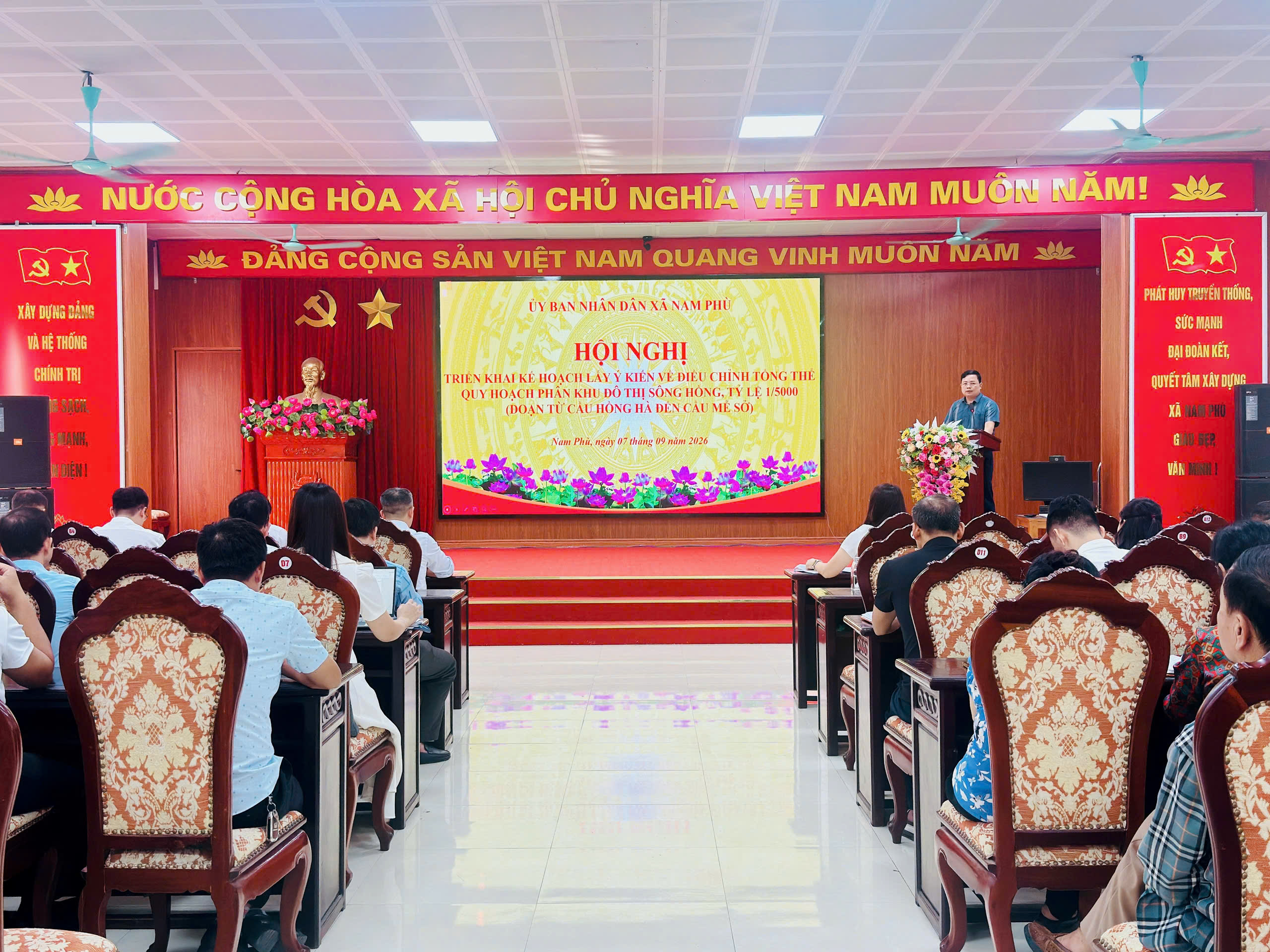 Xã Nam Phù triển khai lấy ý kiến cộng đồng dân cư về Điều chỉnh tổng thể Quy hoạch phân khu đô thị sông Hồng, tỷ lệ 1/5000: Bảo đảm người dân được thông tin đầy đủ, chính xác