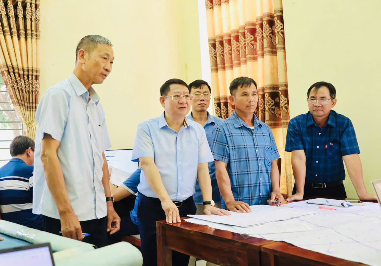 Xã Quang Minh huy động hơn 100 giáo viên tham gia làm sạch dữ liệu đất đai