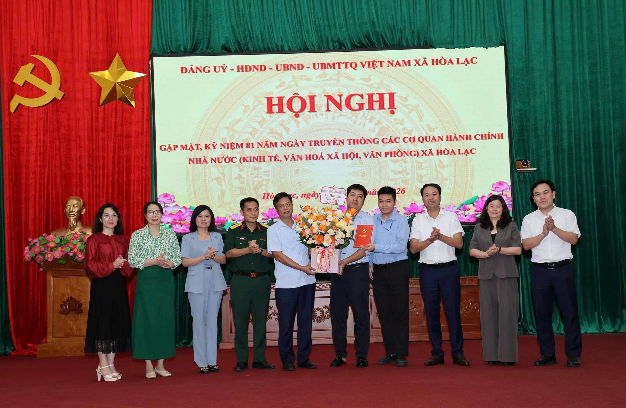 Phát huy trách nhiệm đội ngũ cán bộ, nâng chất lượng phục vụ nhân dân