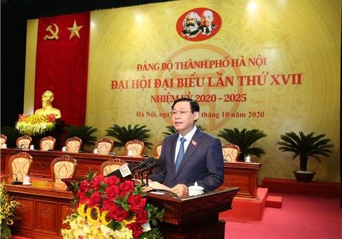 Ủy viên Bộ Chính trị, Bí thư Thành ủy, Trưởng đoàn Đại biểu Quốc hội Thành phố Hà Nội Vương Đình Huệ phát biểu khai mạc Đại hội