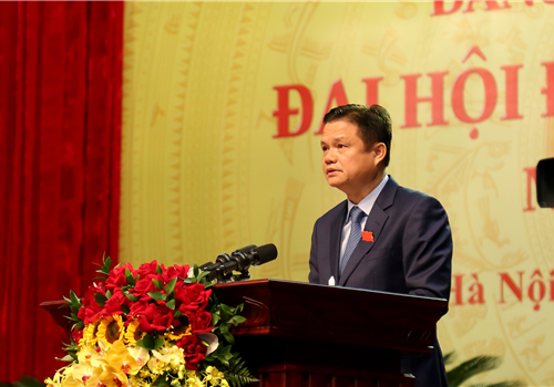 Ủy viên Ban Thường vụ Thành ủy, Trưởng ban Tổ chức Thành ủy Vũ Đức Bảo thông qua chương trình làm việc Phiên trù bị
