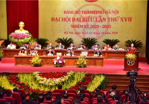 Quang cảnh phiên làm việc buổi chiều của Ngày làm việc thứ nhất