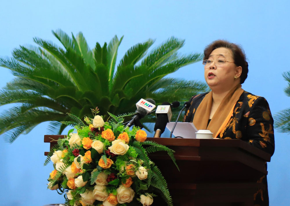 Chủ tịch HĐND thành phố Nguyễn Thị Bích Ngọc phát biểu khai mạc