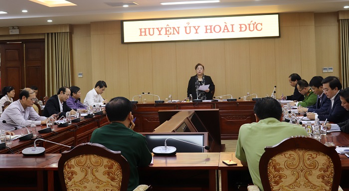 Quang cảnh Đoàn kiểm tra số 3 của Ban Thường vụ Thành ủy làm việc với huyện Hoài Đức