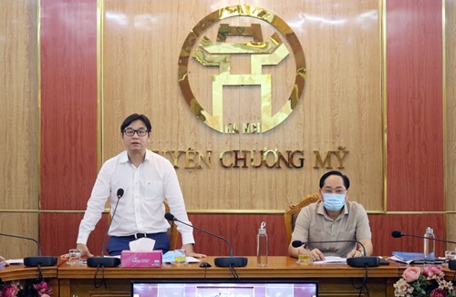 Ảnh: Đồng chí Nguyễn Văn Thắng Bí thư Huyện ủy phát biểu chỉ đạo