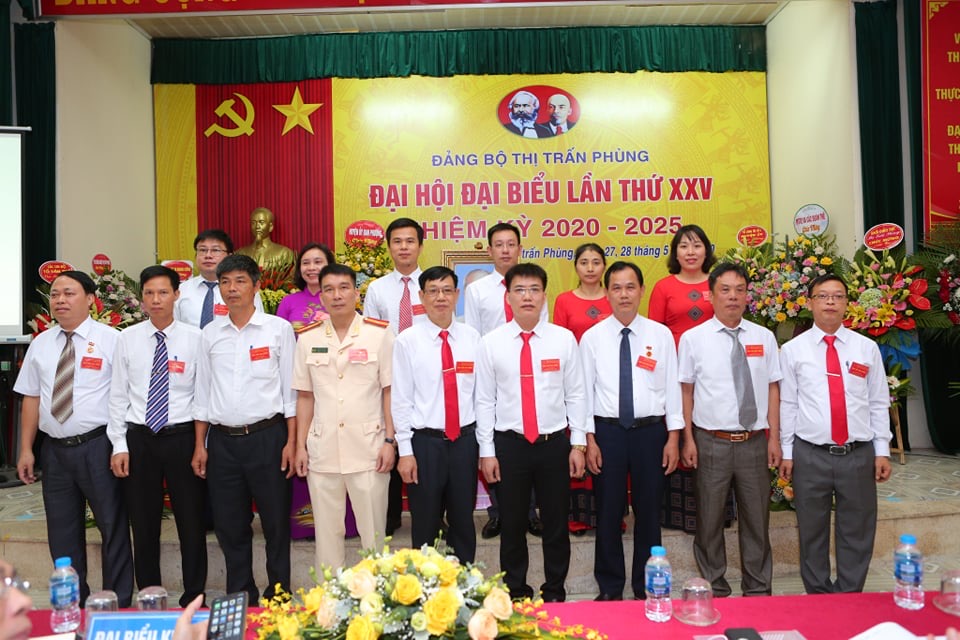 Quang cảnh Đại hội Đảng bộ Thị trấn Phùng ngày 27,28/5/2020