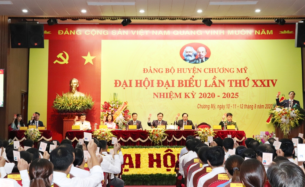Ảnh: Quang cảnh phiên trù bị Đại hội Đảng bộ huyện Chương Mỹ lần thứ XXIV