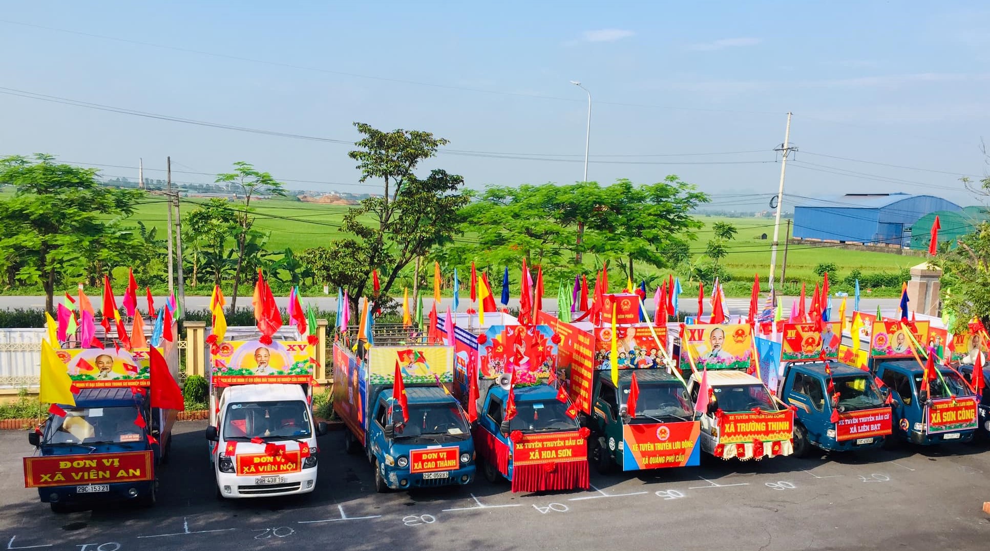 Các xã cụm phía Bắc Huyện tham gia tuyên truyền lưu động về cuộc bầu cử đại biểu Quốc hội khóa XV và HĐND các cấp nhiệm kỳ 2021-2026, tuyên truyền phòng chống dịch,bệnh Covid-19