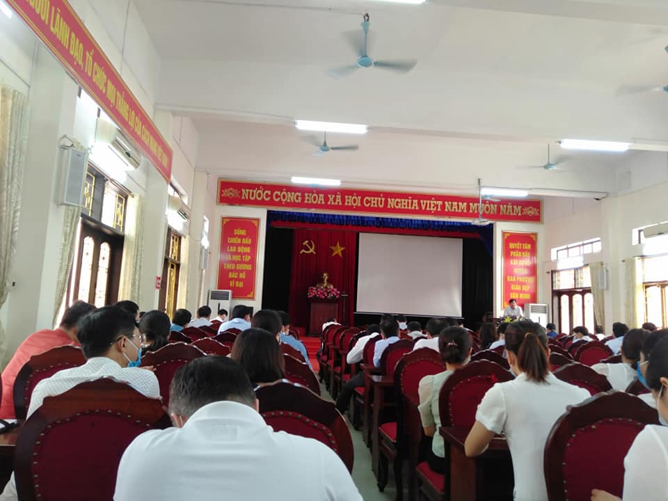 Quang cảnh hội nghị